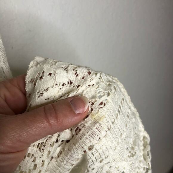 Joie cream off white lace eyelet crochet open knit top size Medium - Picture 8 of 14
